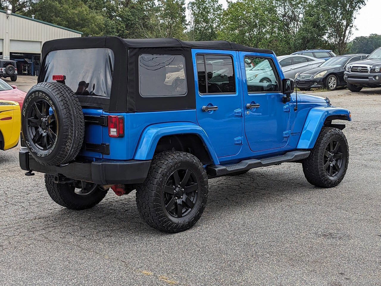 Used 2014 Jeep Wrangler Altitude image 7