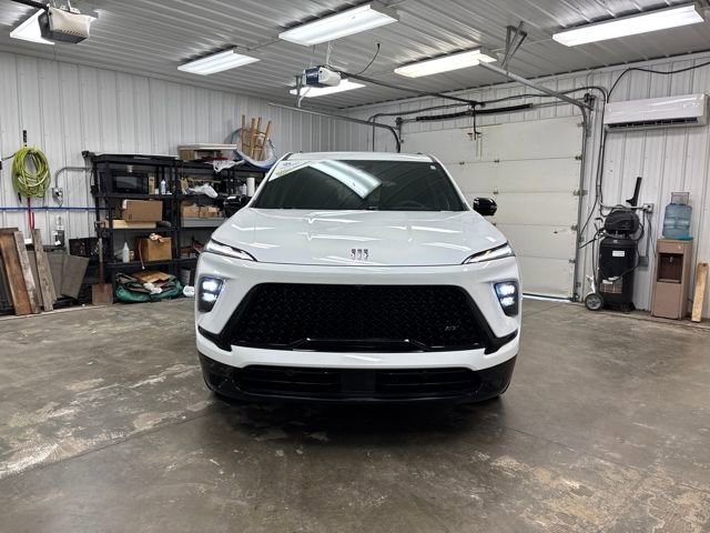 Used 2025 Buick Enclave Sport Touring image 8