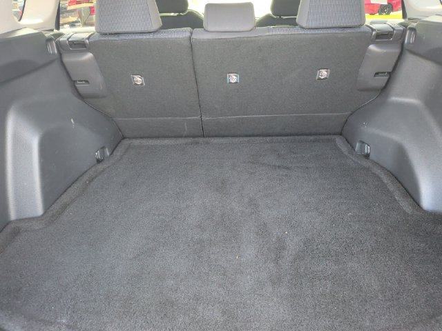 Used 2023 Toyota RAV4 LE AWD/4WD image 32
