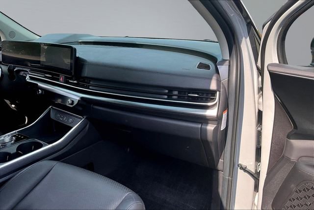Certified 2025 Kia Carnival SX Prestige image 27