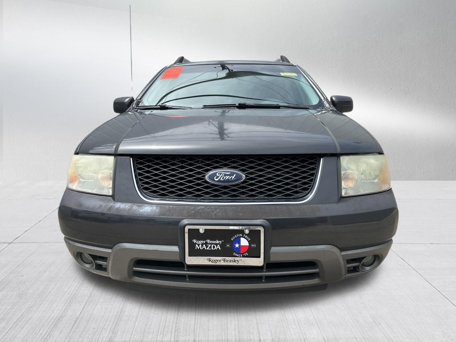 Used 2007 Ford Freestyle SEL image 2