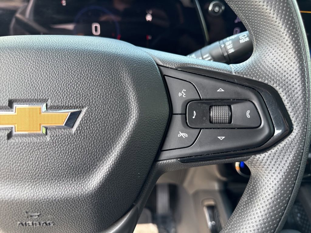 Used 2025 Chevrolet TrailBlazer LT AWD/4WD image 15