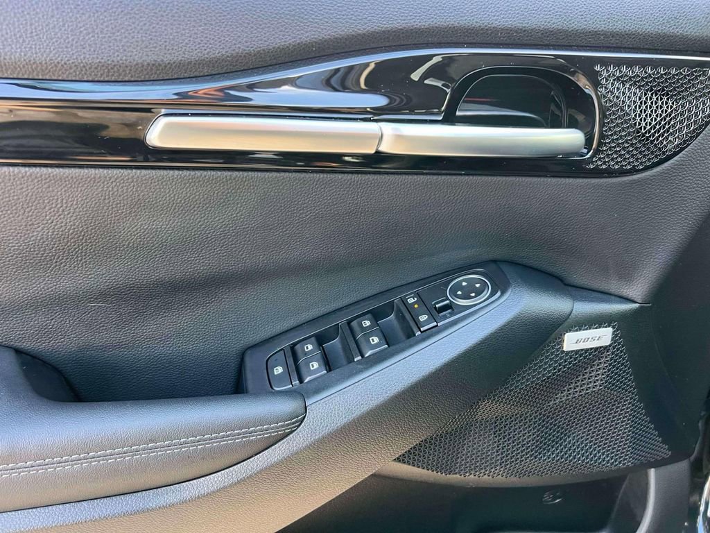 Used 2025 Kia Seltos SX image 17