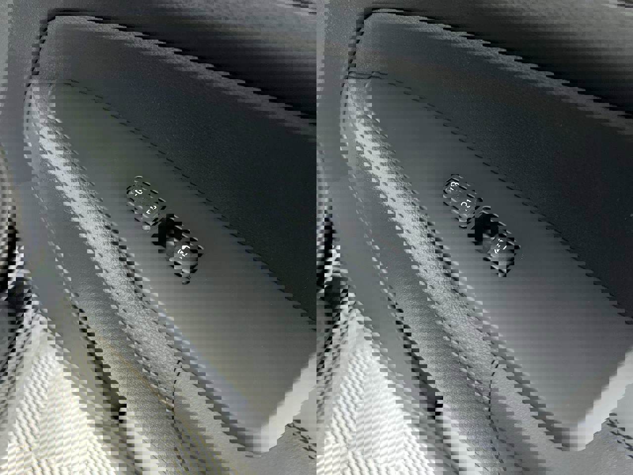 Used 2023 Kia Sportage LX image 31