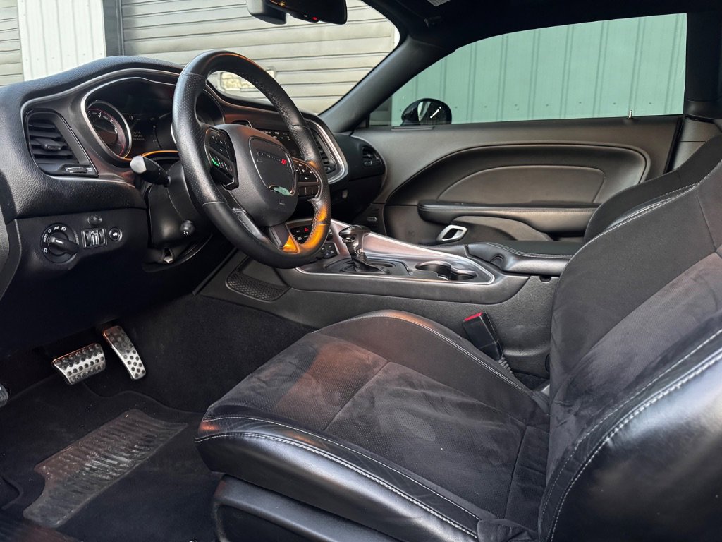 Used 2019 Dodge Challenger R/T Scat Pack w/ Widebody Package image 23