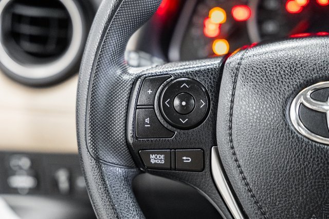 Used 2015 Toyota RAV4 XLE image 26