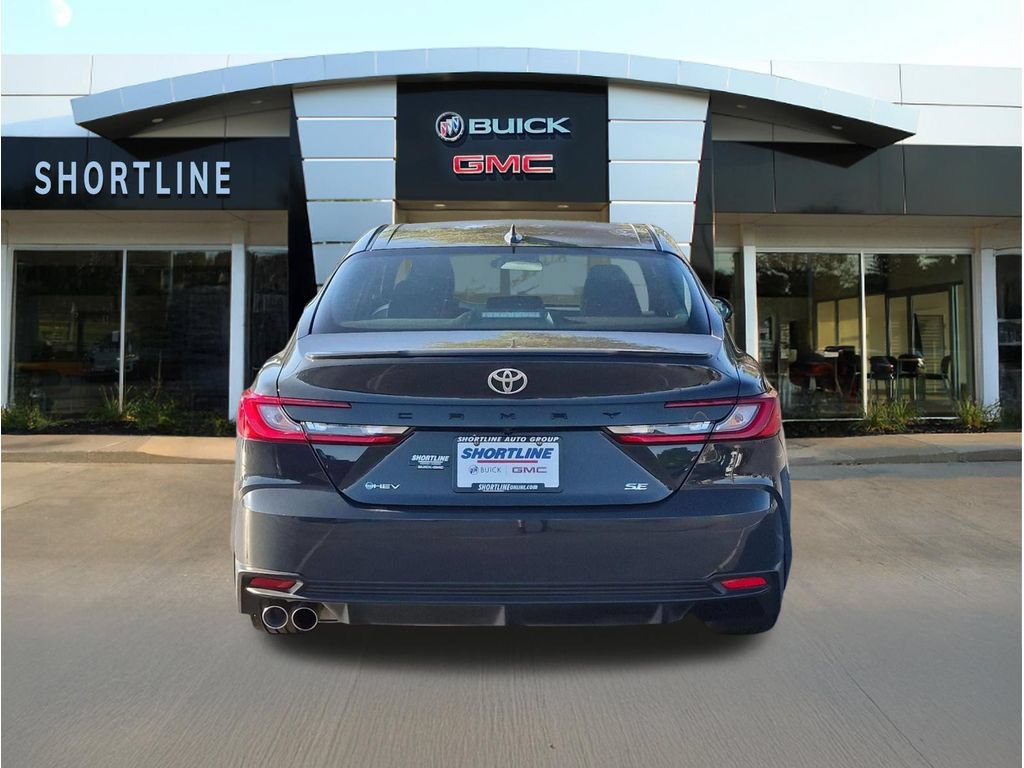 Used 2026 Toyota Camry SE FWD image 4