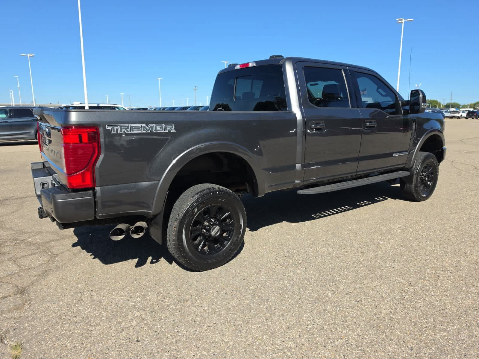 Used 2020 Ford F250 Lariat w/ Tremor Off-Road Package AWD/4WD image 7