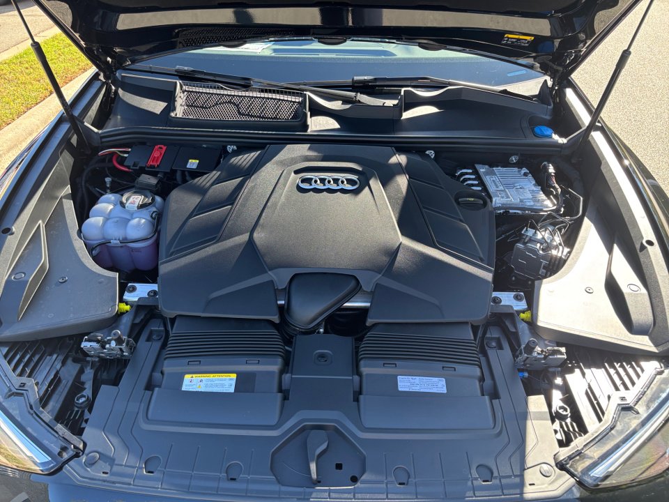 New 2026 Audi Q8 Premium Plus image 16