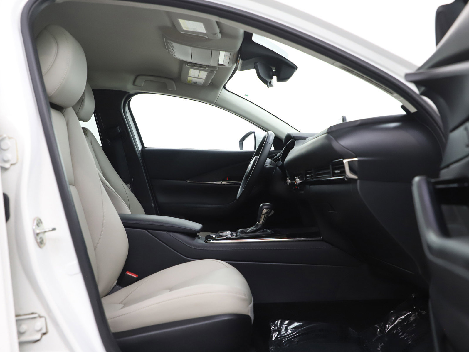 Used 2023 MAZDA CX-30 AWD 2.5 S w/ Preferred Package image 11