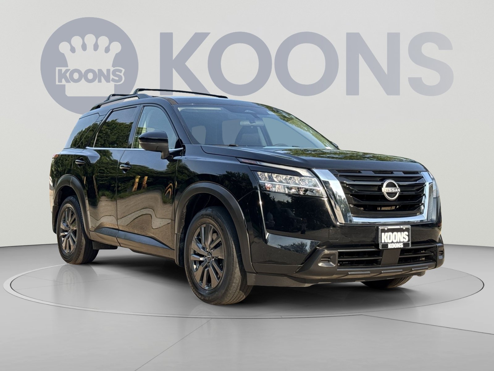 Used 2022 Nissan Pathfinder SV AWD/4WD image 10