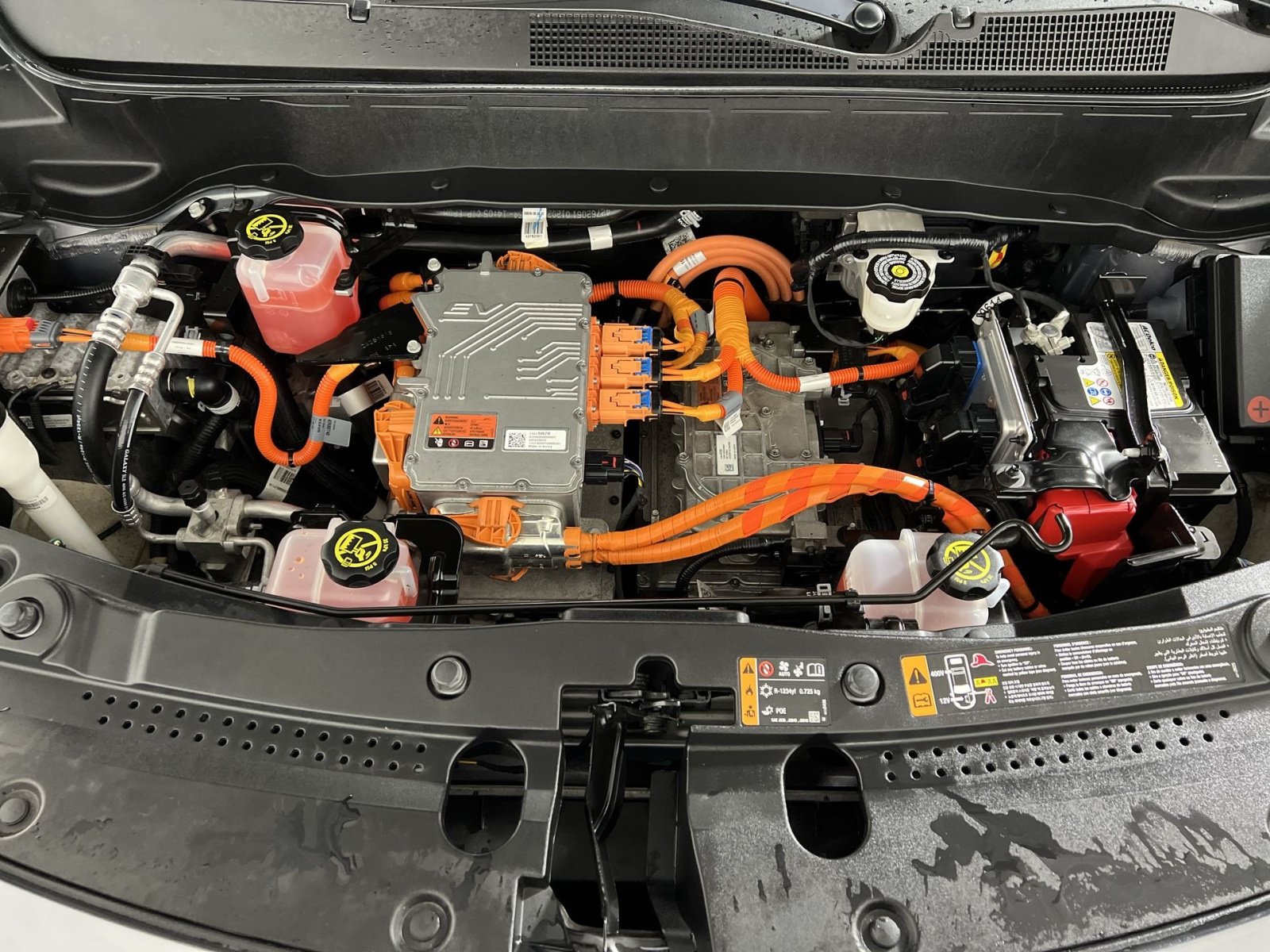 Used 2023 Chevrolet Bolt EUV Premier FWD image 26