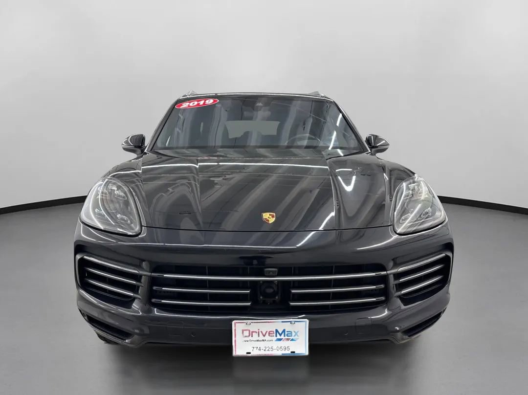Used 2019 Porsche Cayenne S AWD/4WD image 2