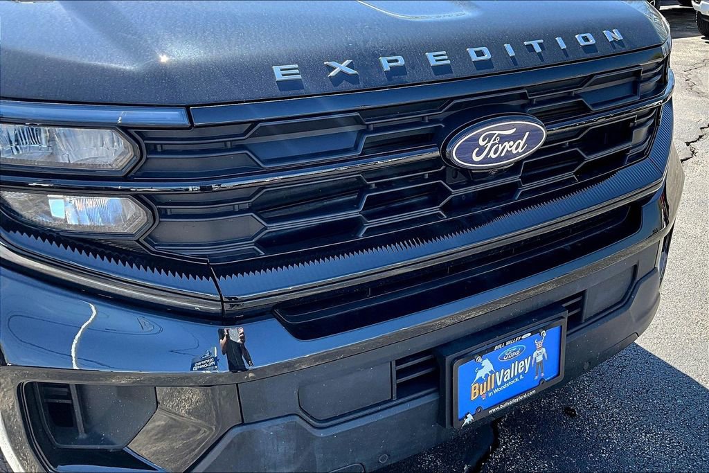 Used 2025 Ford Expedition Active image 34