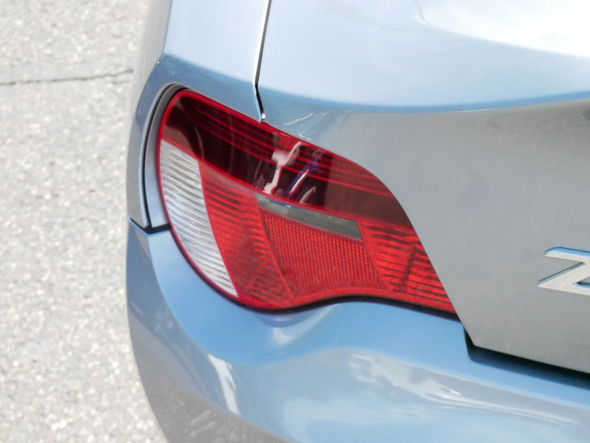 Used 2006 BMW Z4 3.0i RWD image 17