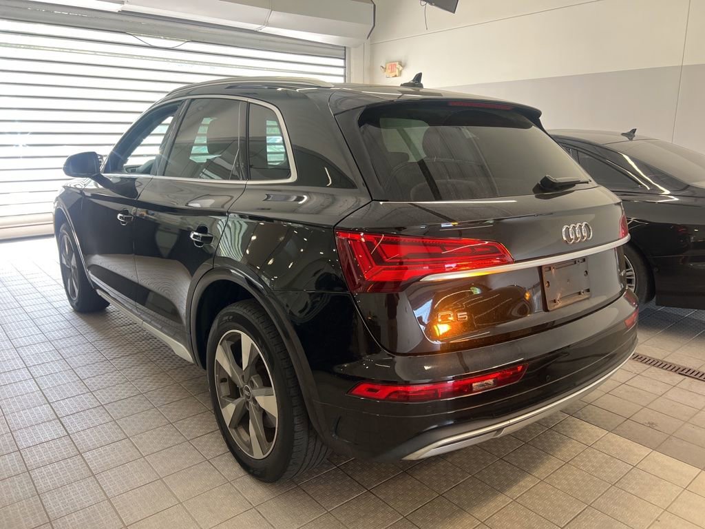 Used 2023 Audi Q5 2.0T Premium w/ Convenience Package AWD/4WD image 7