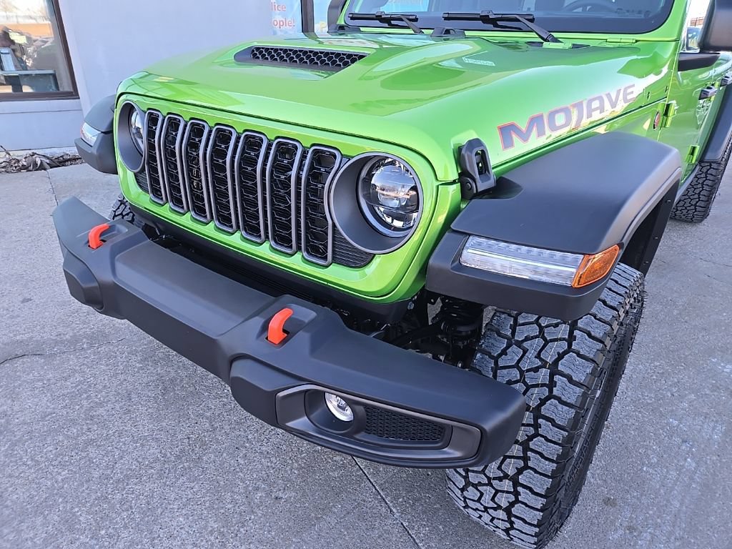 New 2026 Jeep Gladiator Mojave w/ Safety Group AWD/4WD image 16