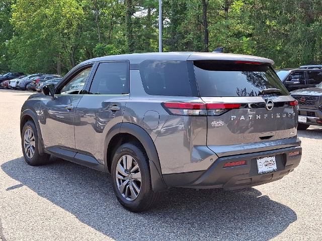 Certified 2025 Nissan Pathfinder S AWD/4WD image 6