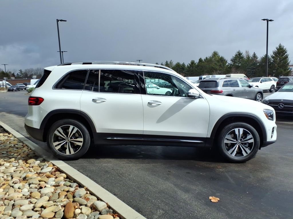 New 2026 Mercedes-Benz GLB 250 4MATIC image 7