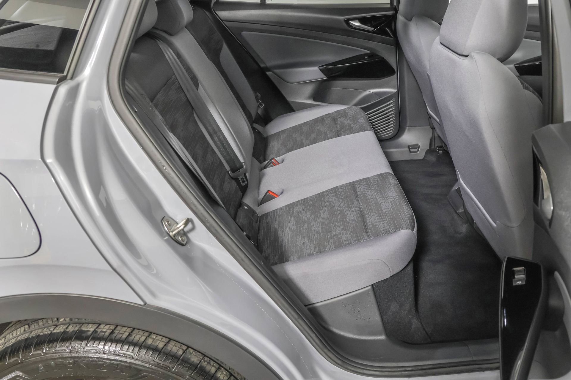 Used 2022 Volkswagen ID.4 Pro image 39