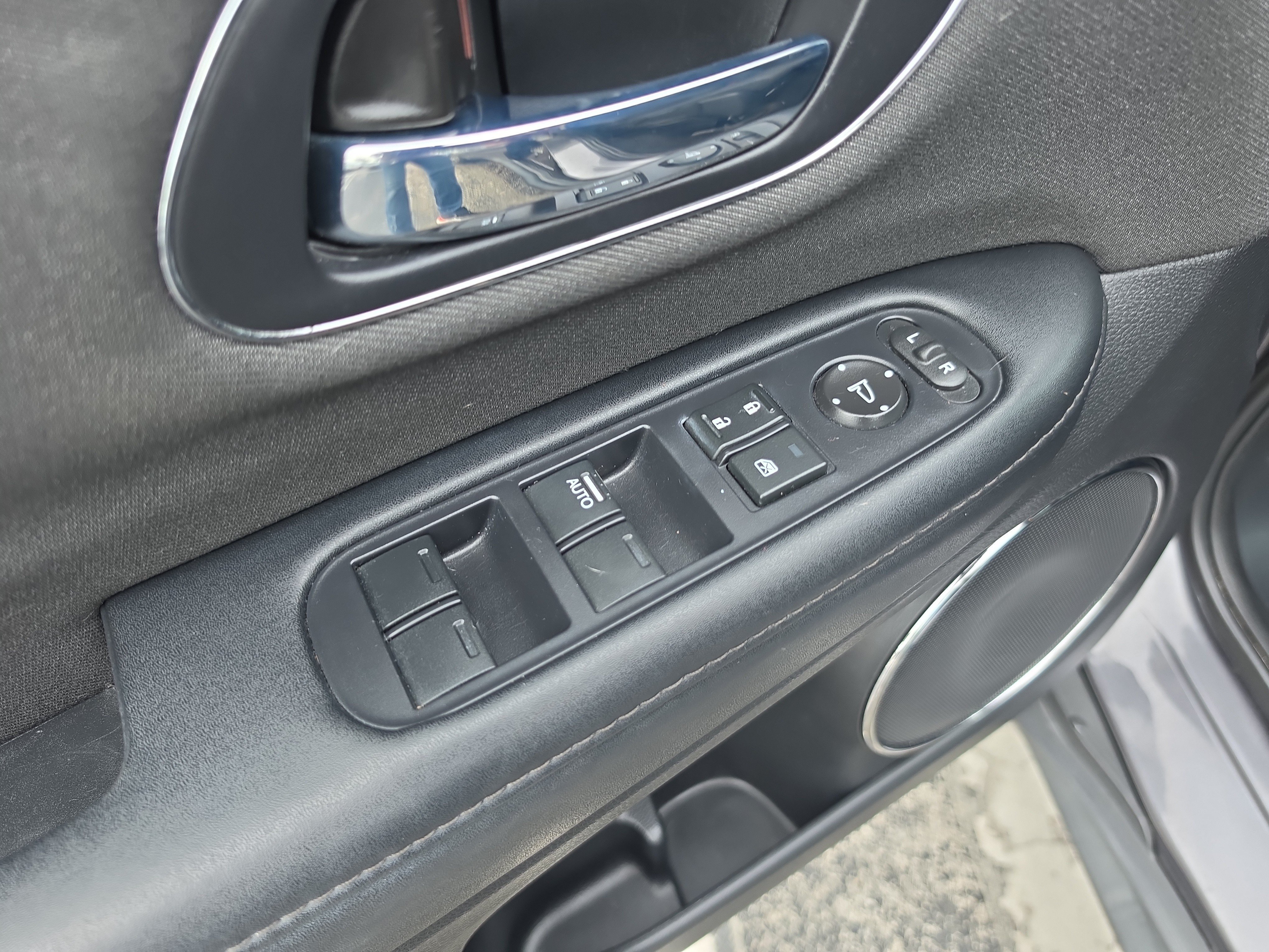 Certified 2021 Honda HR-V EX image 17