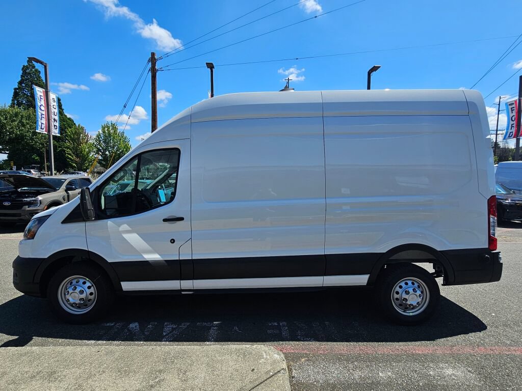 New 2026 Ford Transit 250 148 High Roof AWD image 2