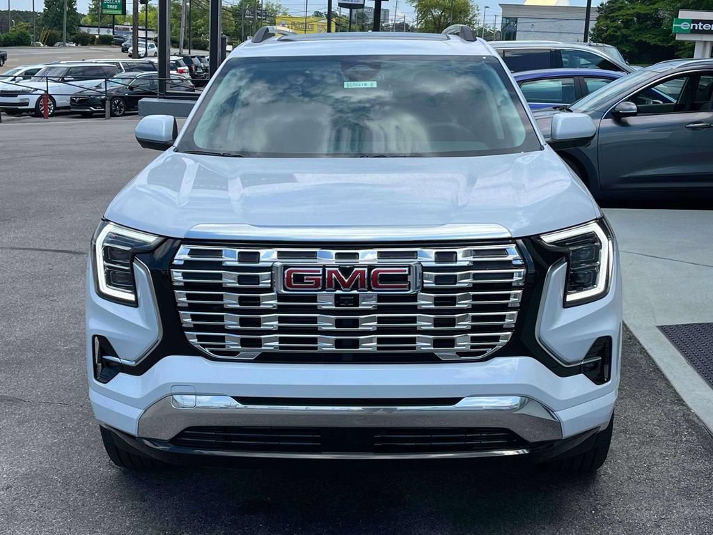 New 2026 GMC Terrain Denali w/ LPO, Floor Liner Package AWD/4WD image 8