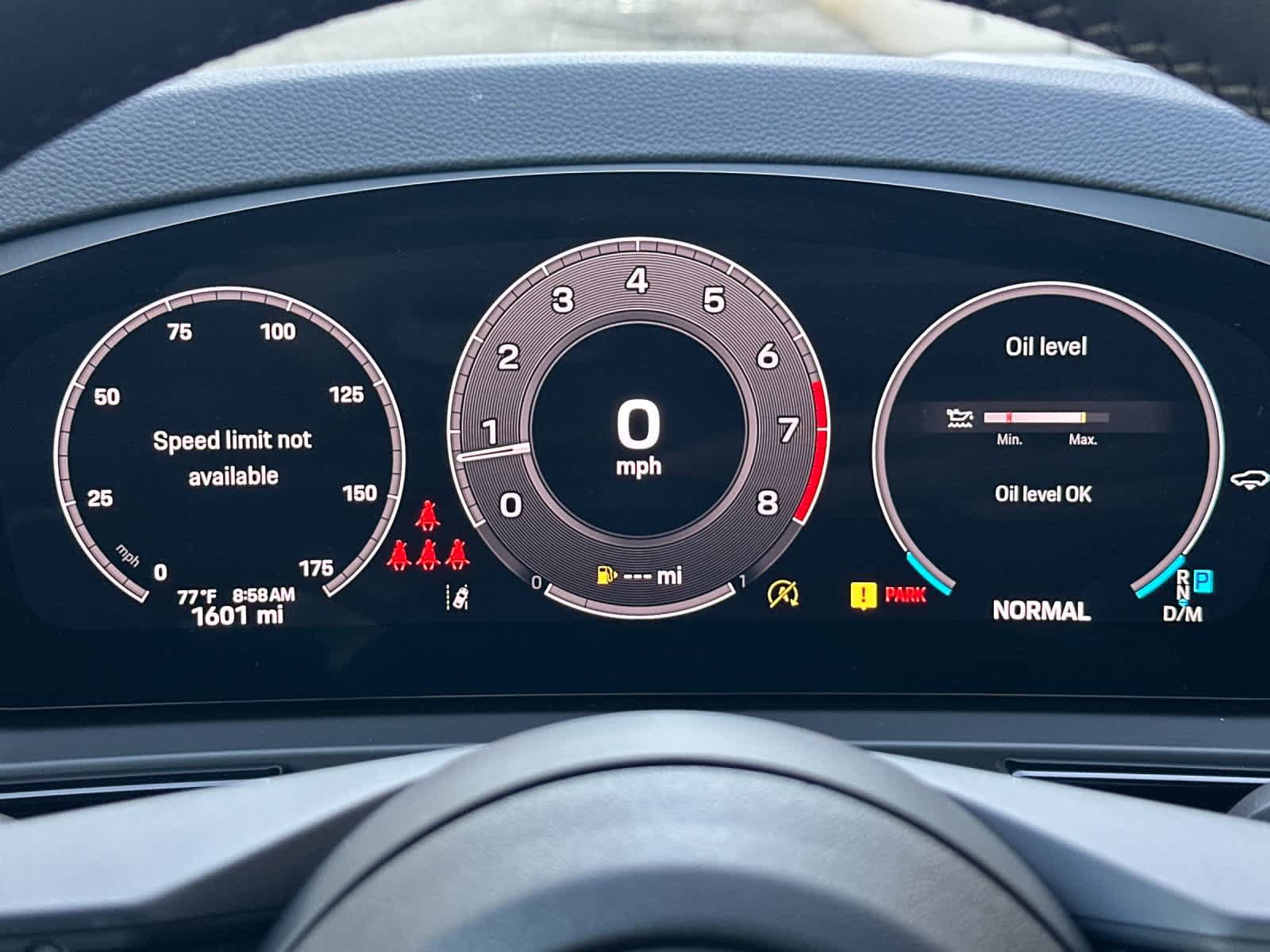 Certified 2025 Porsche Cayenne AWD/4WD image 30
