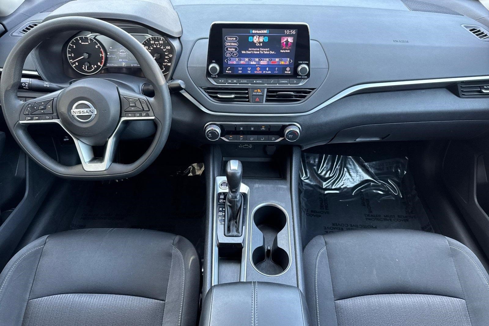 Used 2022 Nissan Altima 2.5 SV FWD image 16