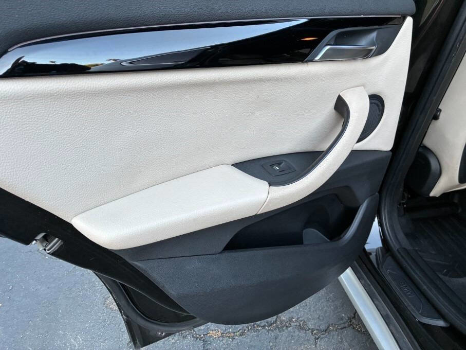 Used 2018 BMW X1 sDrive28i image 23