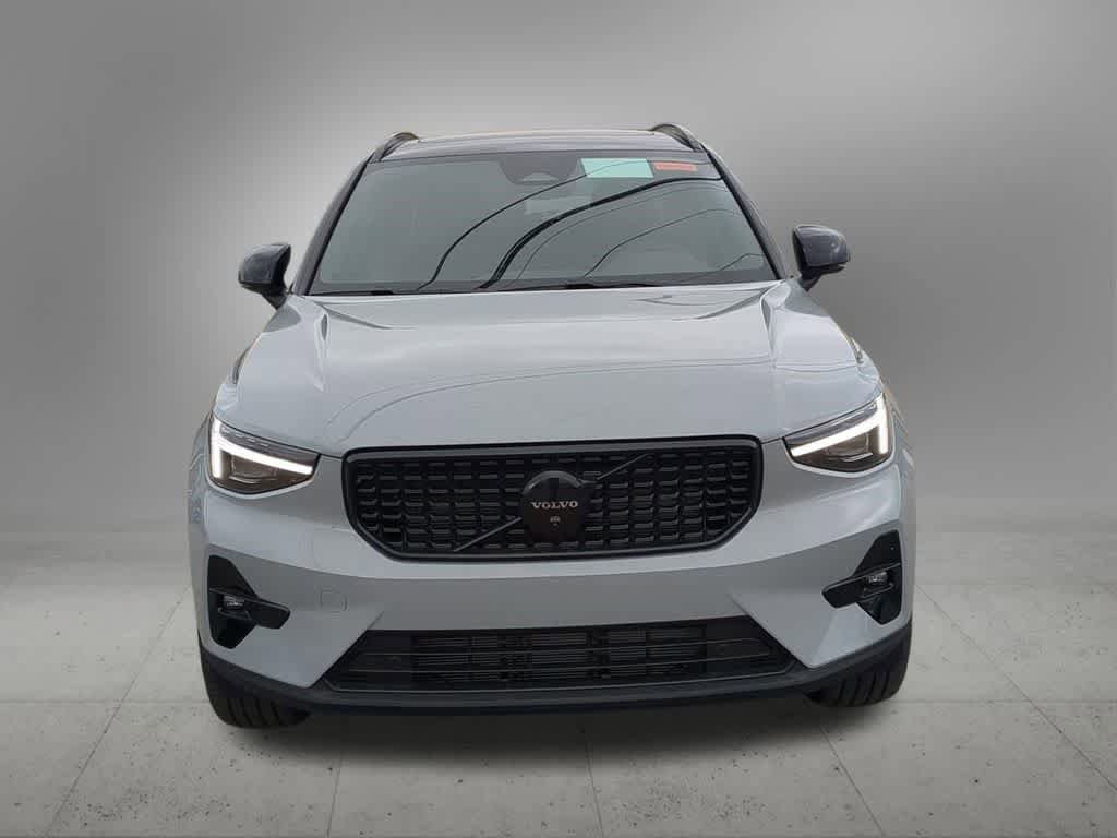 New 2026 Volvo XC40 B5 Ultra w/ Protection Package Premier AWD/4WD image 9