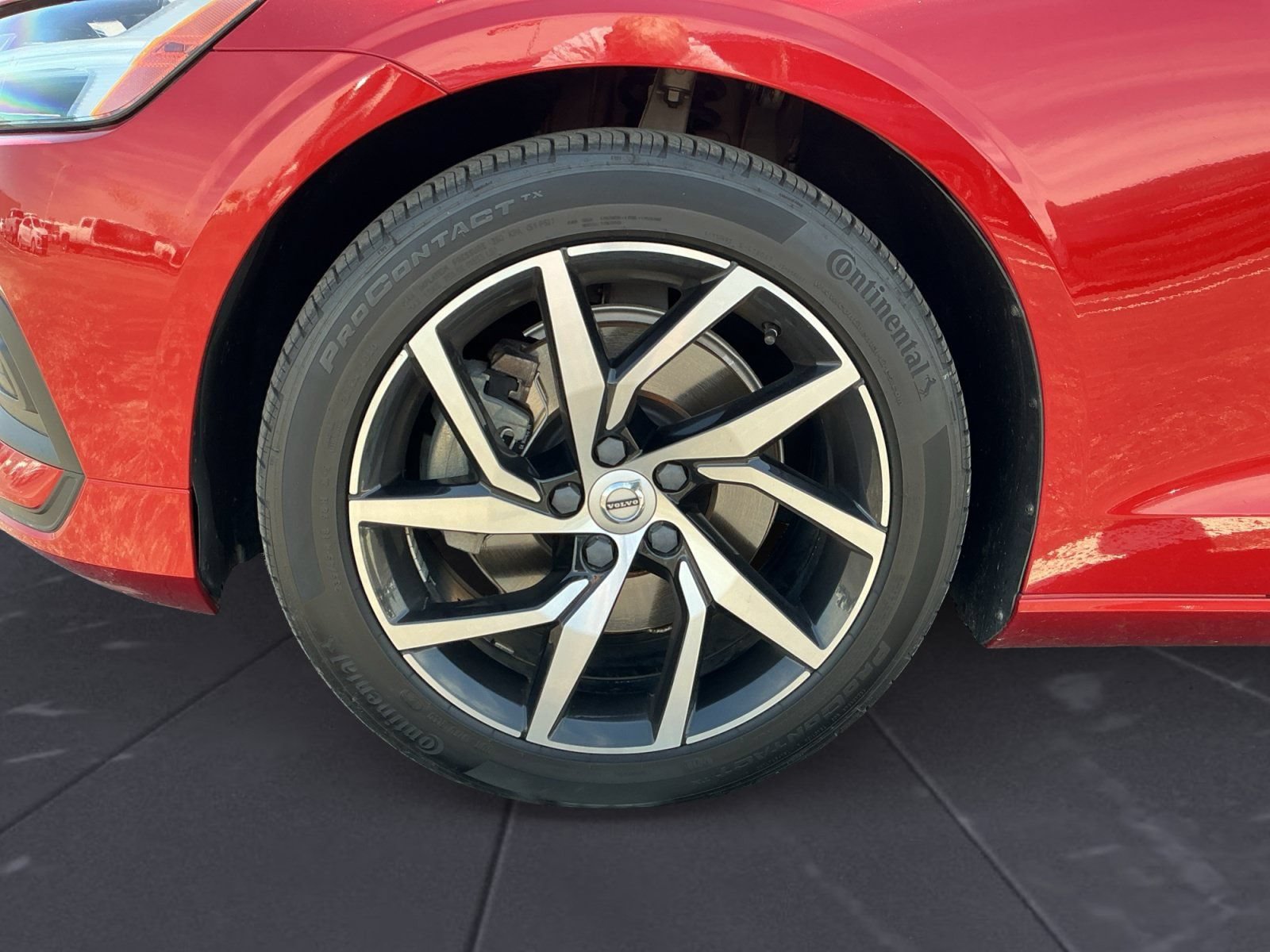 Used 2020 Volvo V60 T5 Momentum FWD image 14