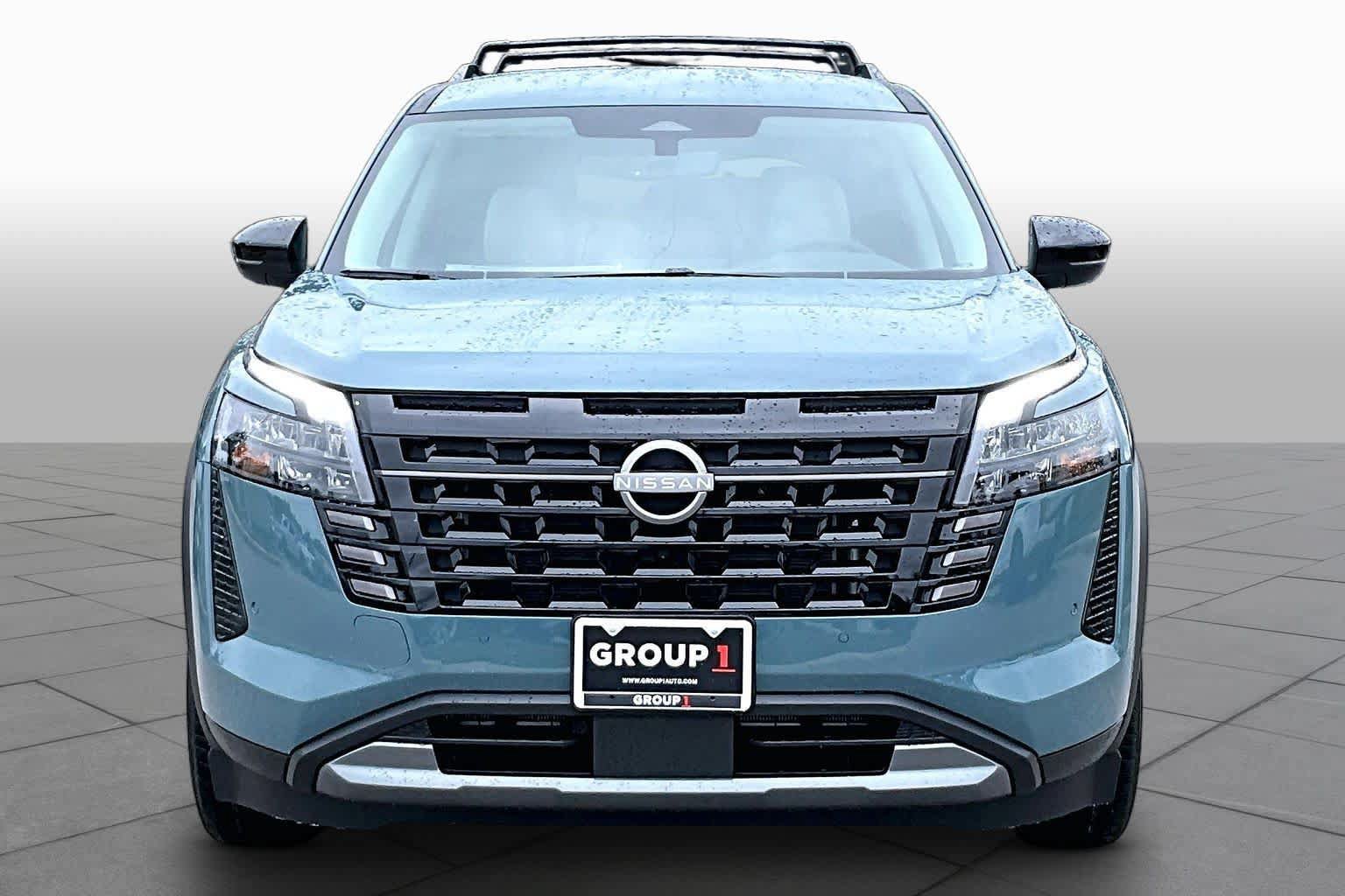 New 2026 Nissan Pathfinder SL FWD image 3