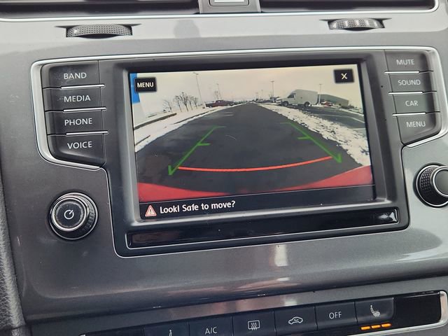 Used 2017 Volkswagen Golf Alltrack S image 41