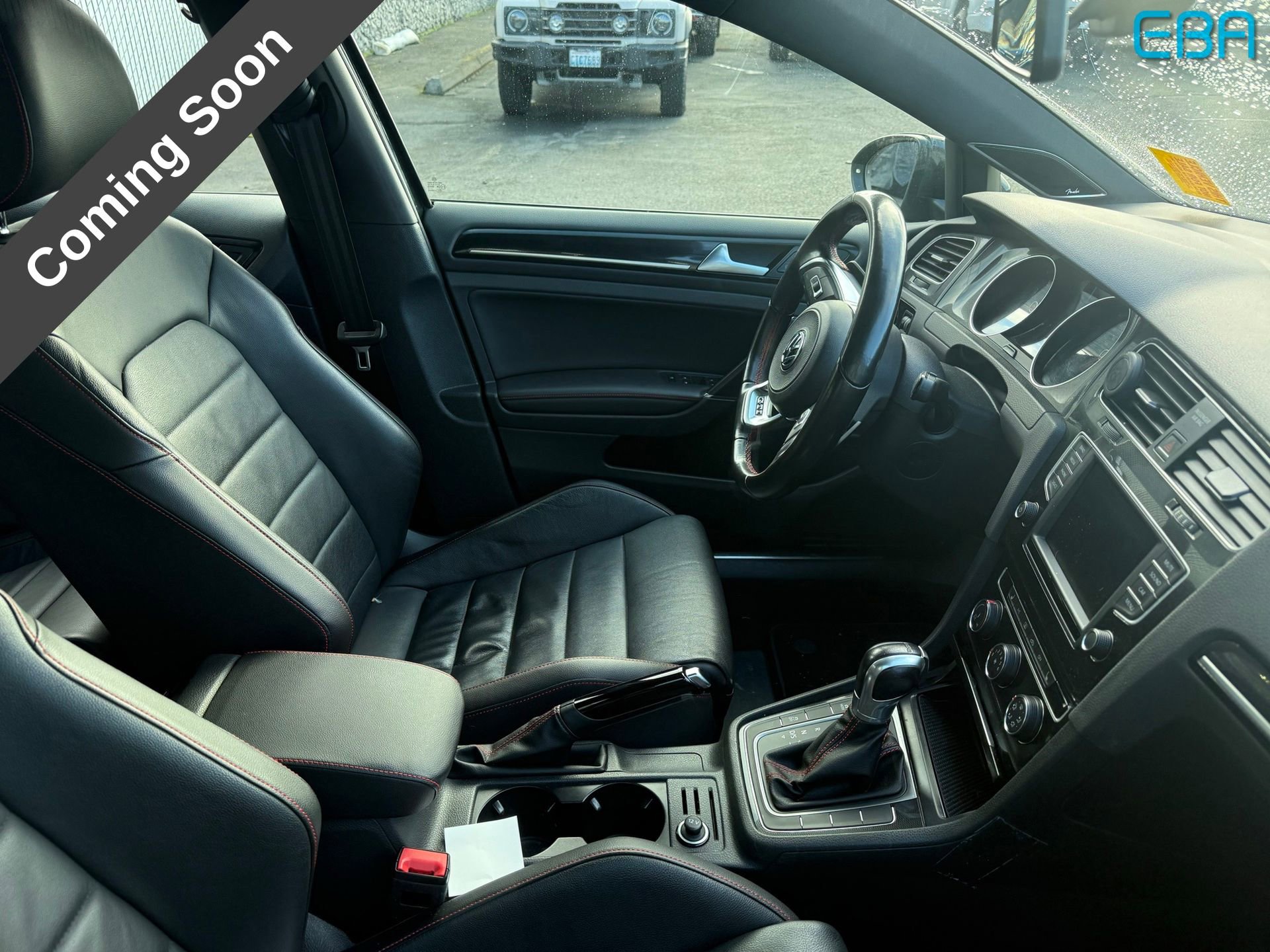 Used 2017 Volkswagen GTI SE image 6