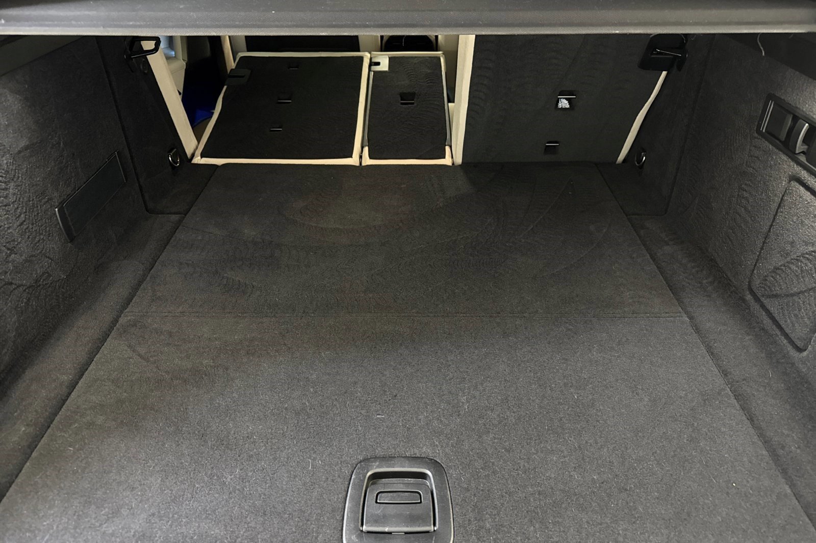 Certified 2024 BMW iX xDrive50 w/ Sport Package image 34