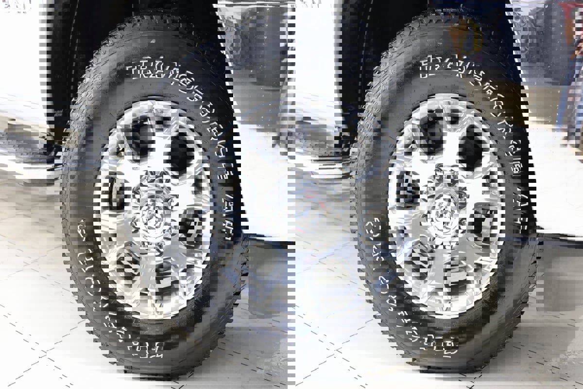 Used 2024 RAM 2500 Laramie w/ Snow Chief Group image 13