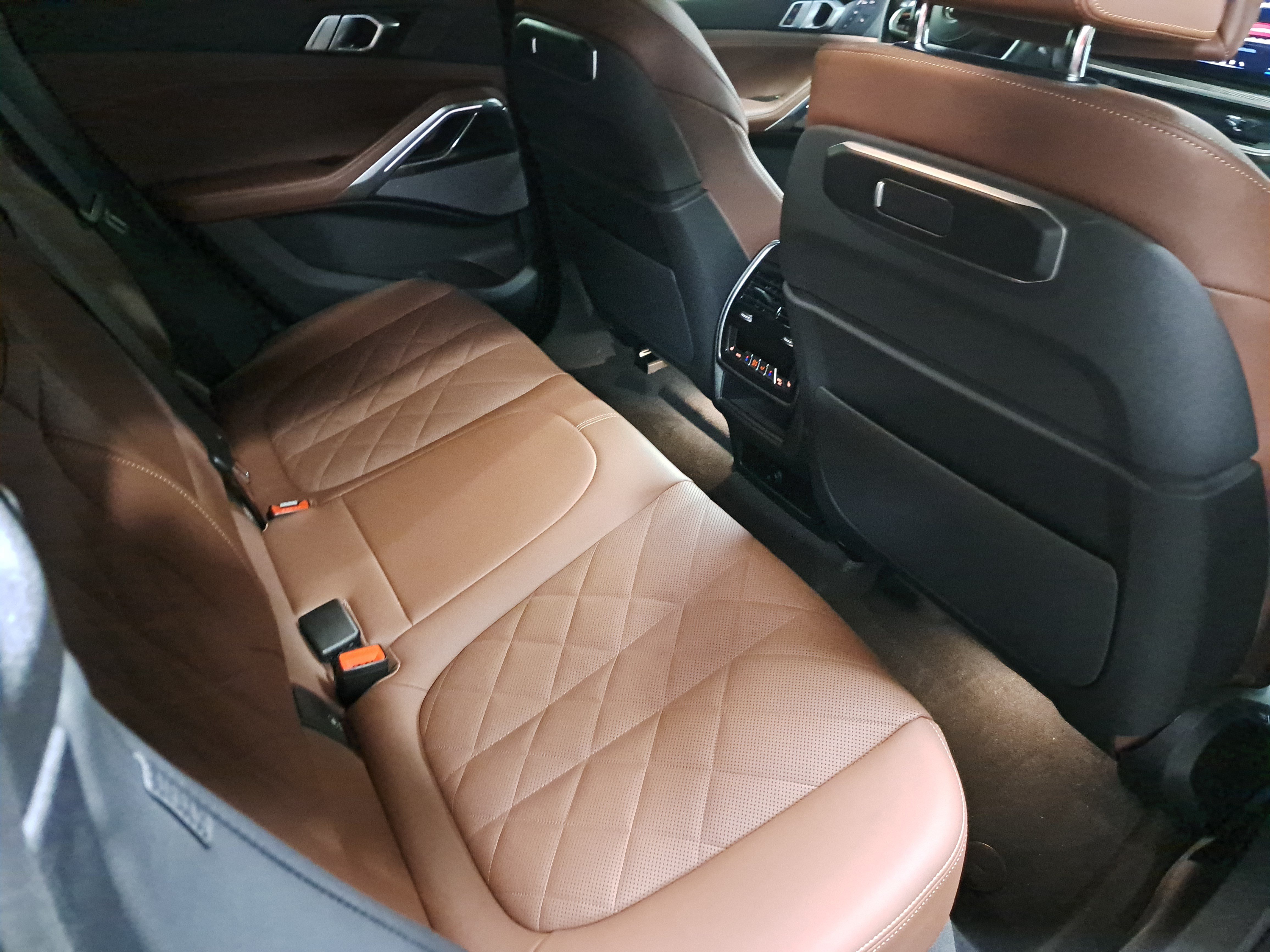 Certified 2026 BMW X6 M60i AWD/4WD image 12