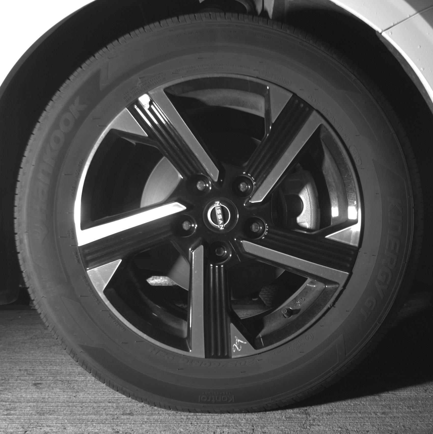 Used 2025 Nissan Sentra SV FWD image 13