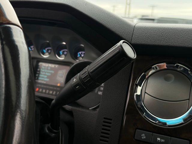 Used 2016 Ford F350 Platinum w/ Platinum Package image 9