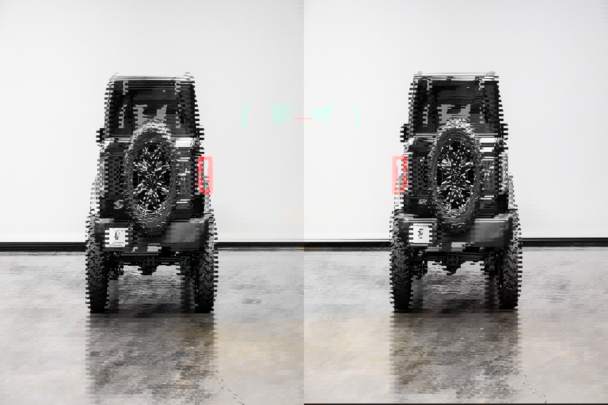 Used 2025 Ford Bronco Outer Banks image 18