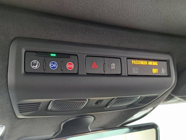 Used 2023 Chevrolet Corvette Stingray Premium Cpe w/ Z51 Performance Package RWD image 18