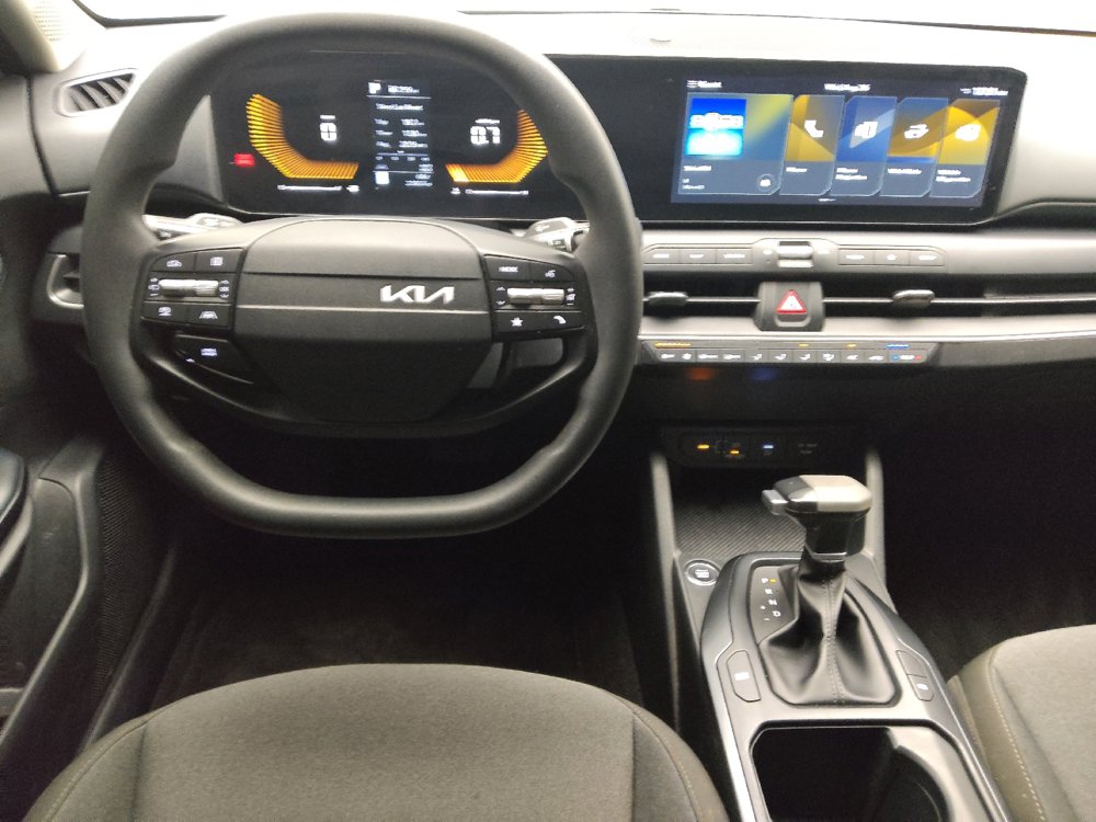 Used 2025 Kia K4 FWD image 22
