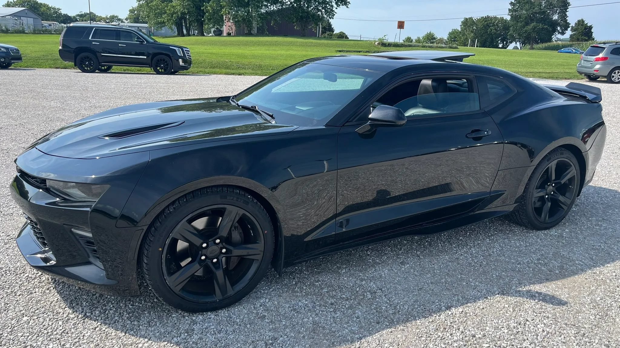 Used 2016 Chevrolet Camaro SS RWD image 7
