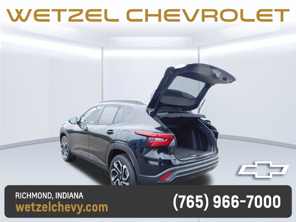 New 2026 Chevrolet Trax RS w/ Driver Confidence Package FWD image 21