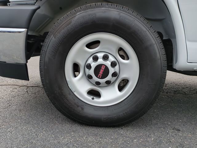 New 2025 GMC Savana 3500 w/ Power Convenience Package RWD image 10