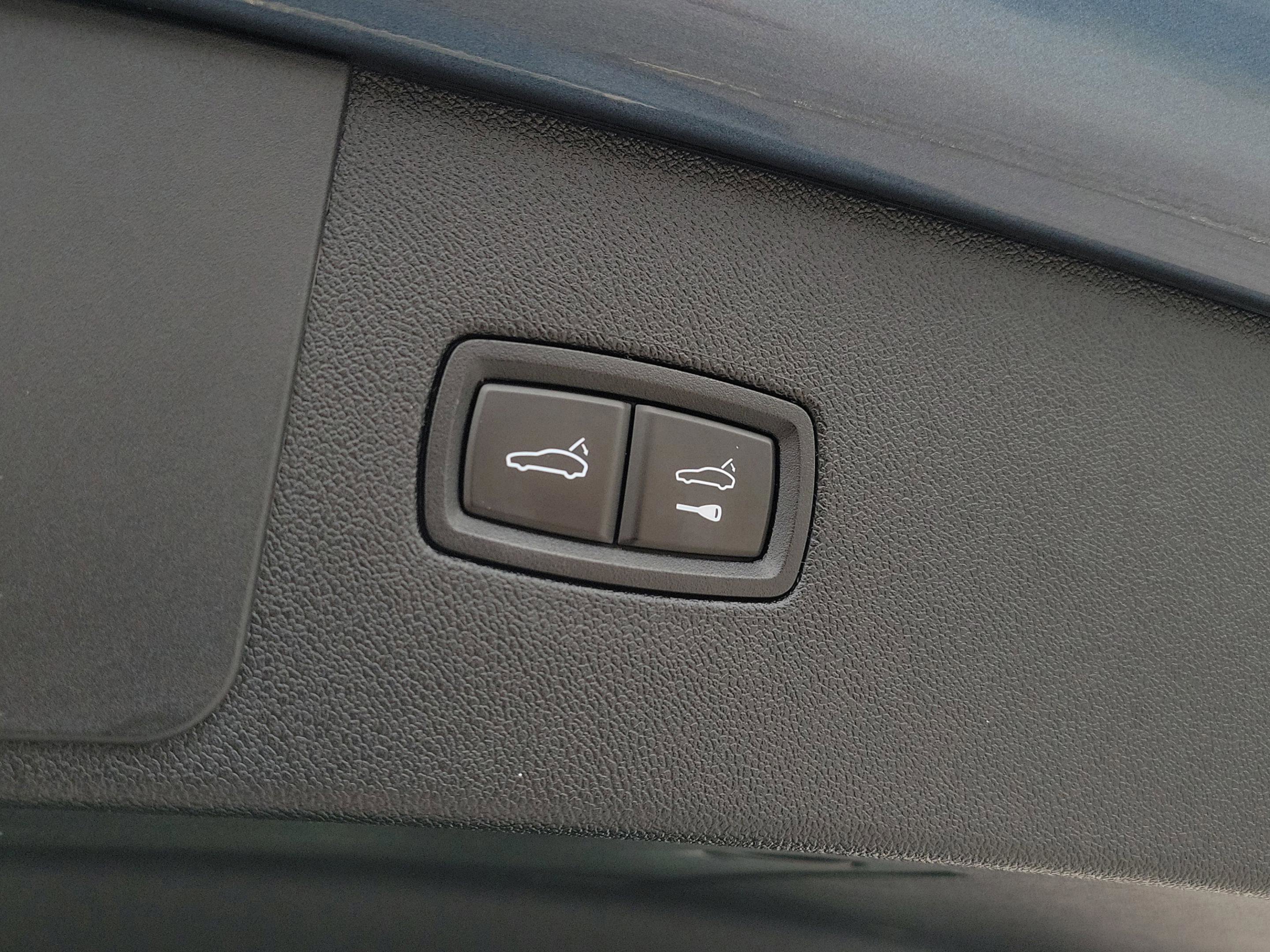 Used 2020 Porsche Cayenne E-Hybrid image 10