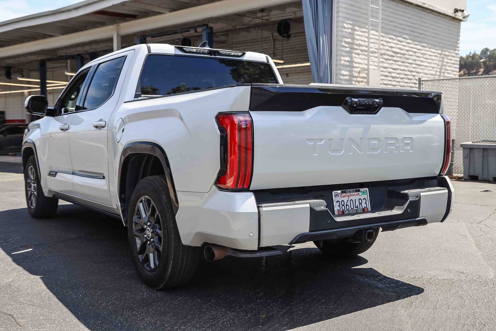 Used 2022 Toyota Tundra Platinum RWD image 9
