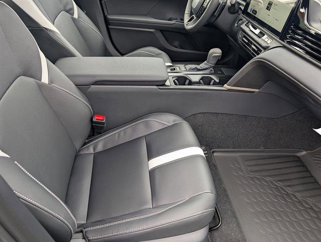 New 2026 Toyota Camry Hybrid image 12
