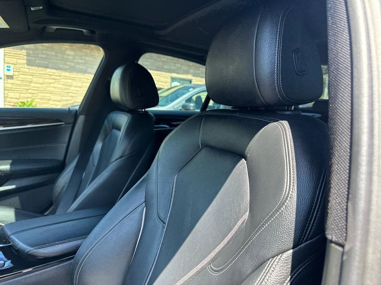 Used 2019 BMW 530i xDrive w/ Convenience Package AWD/4WD image 20